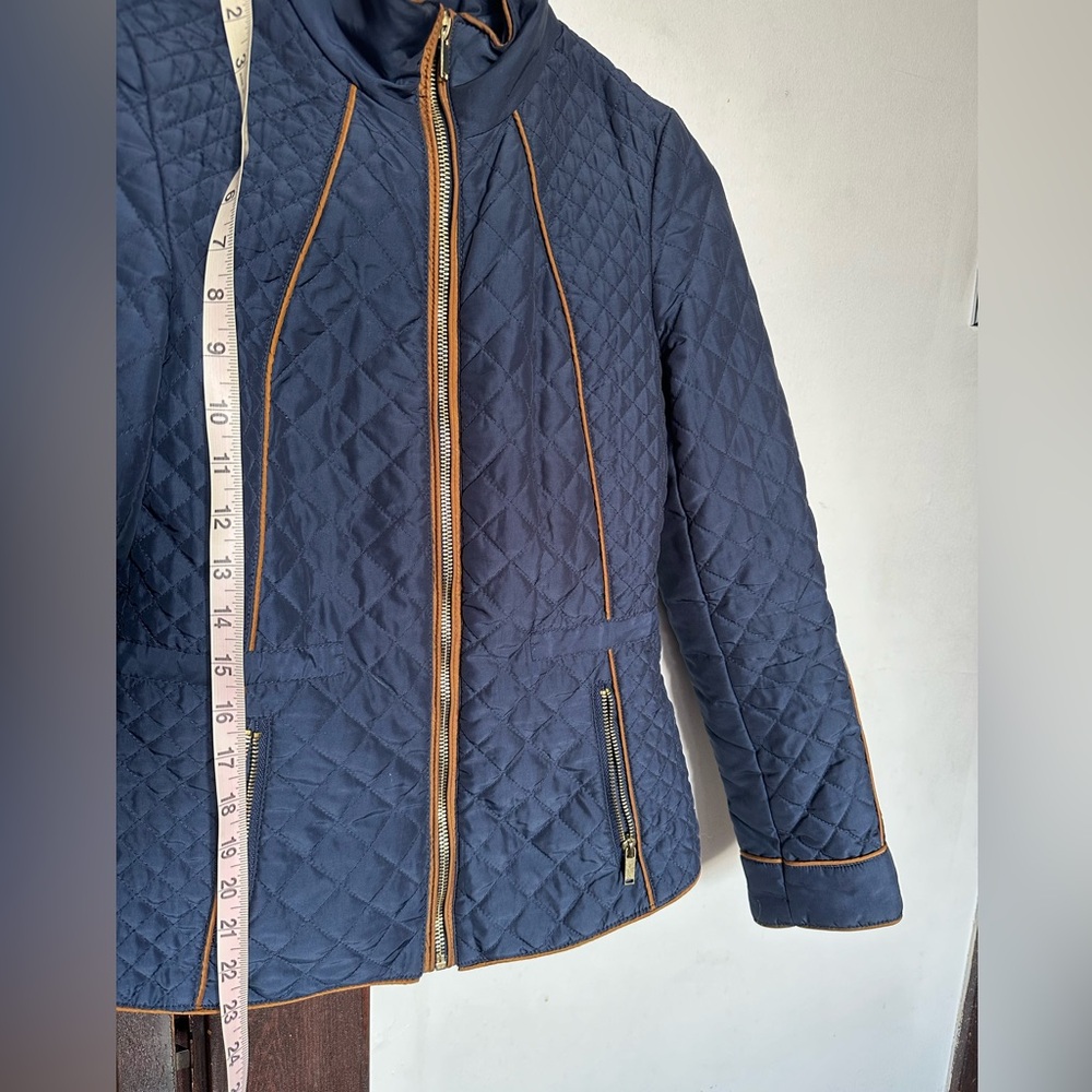 H&M quilted jacket Size 2 excellent condition